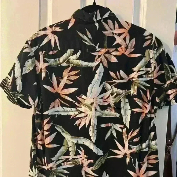 Denim Flower Button Up Shirt Hawaiian Flowers - Picture 2 of 3